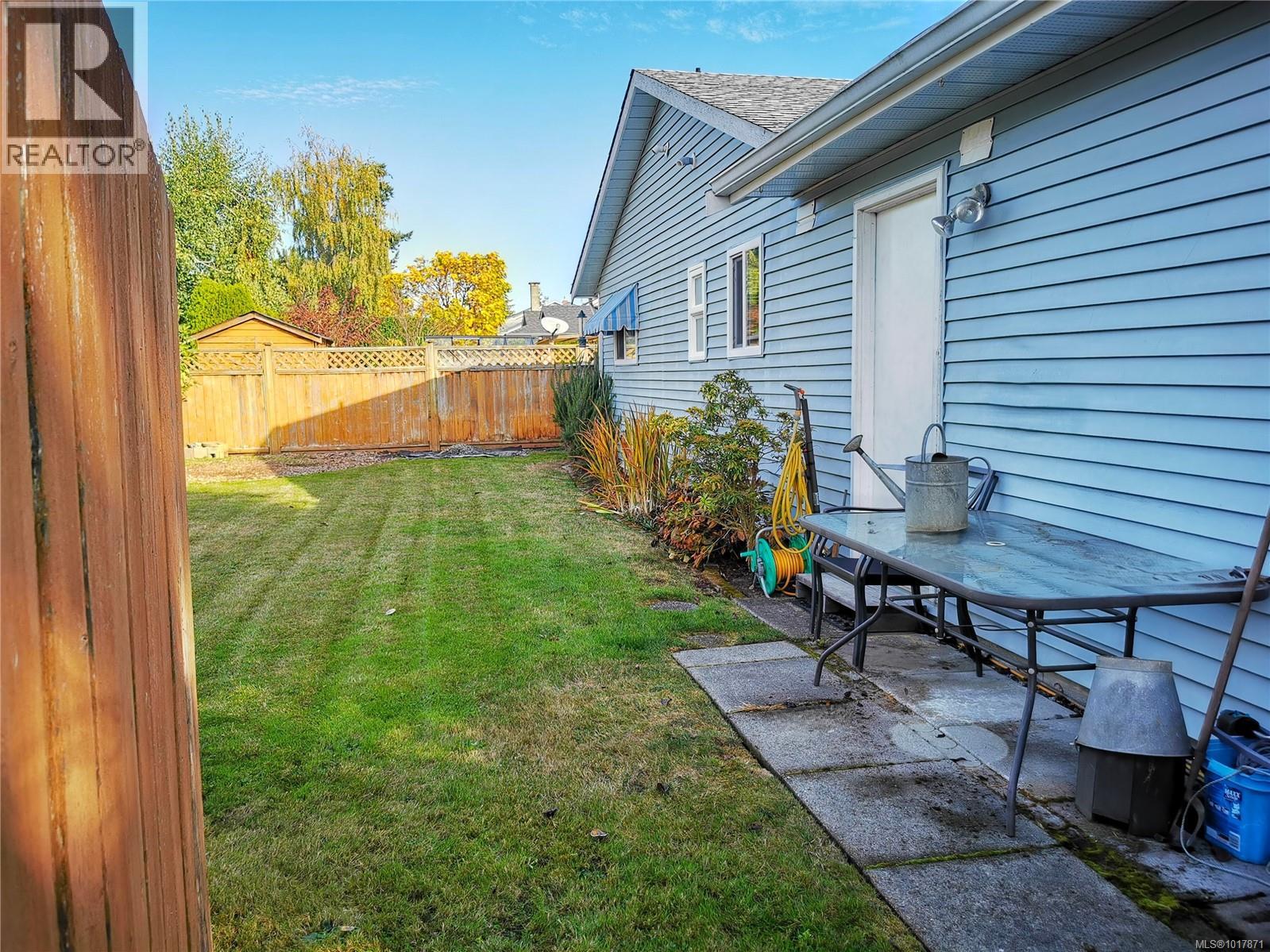  10240 Cleveland Road, Sidney