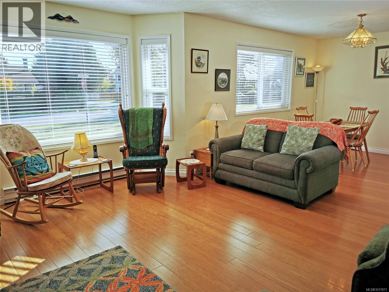  10240 Cleveland Road, Sidney