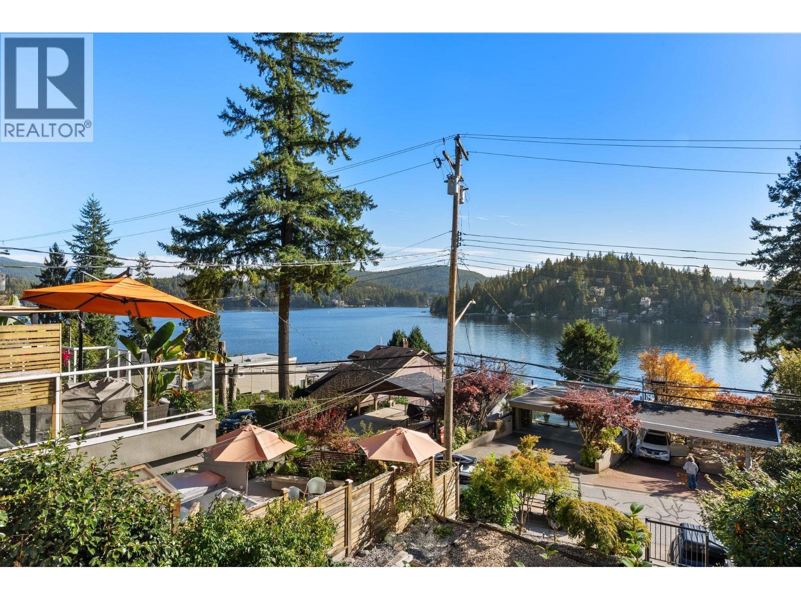 2717 PANORAMA DRIVE, North Vancouver