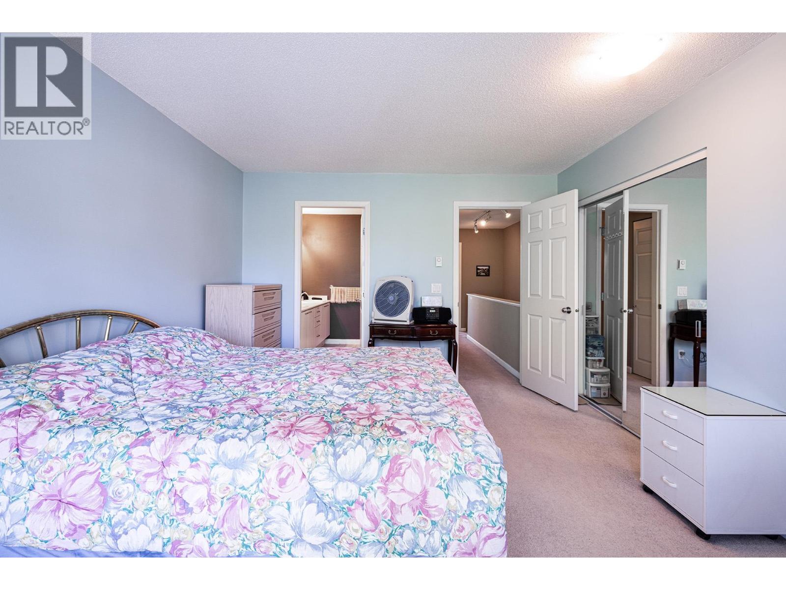 28 3711 ROBSON COURT, Richmond