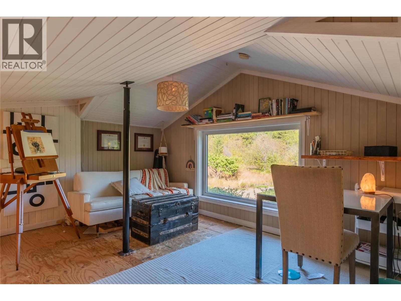 2396 NAULT Road, Castlegar