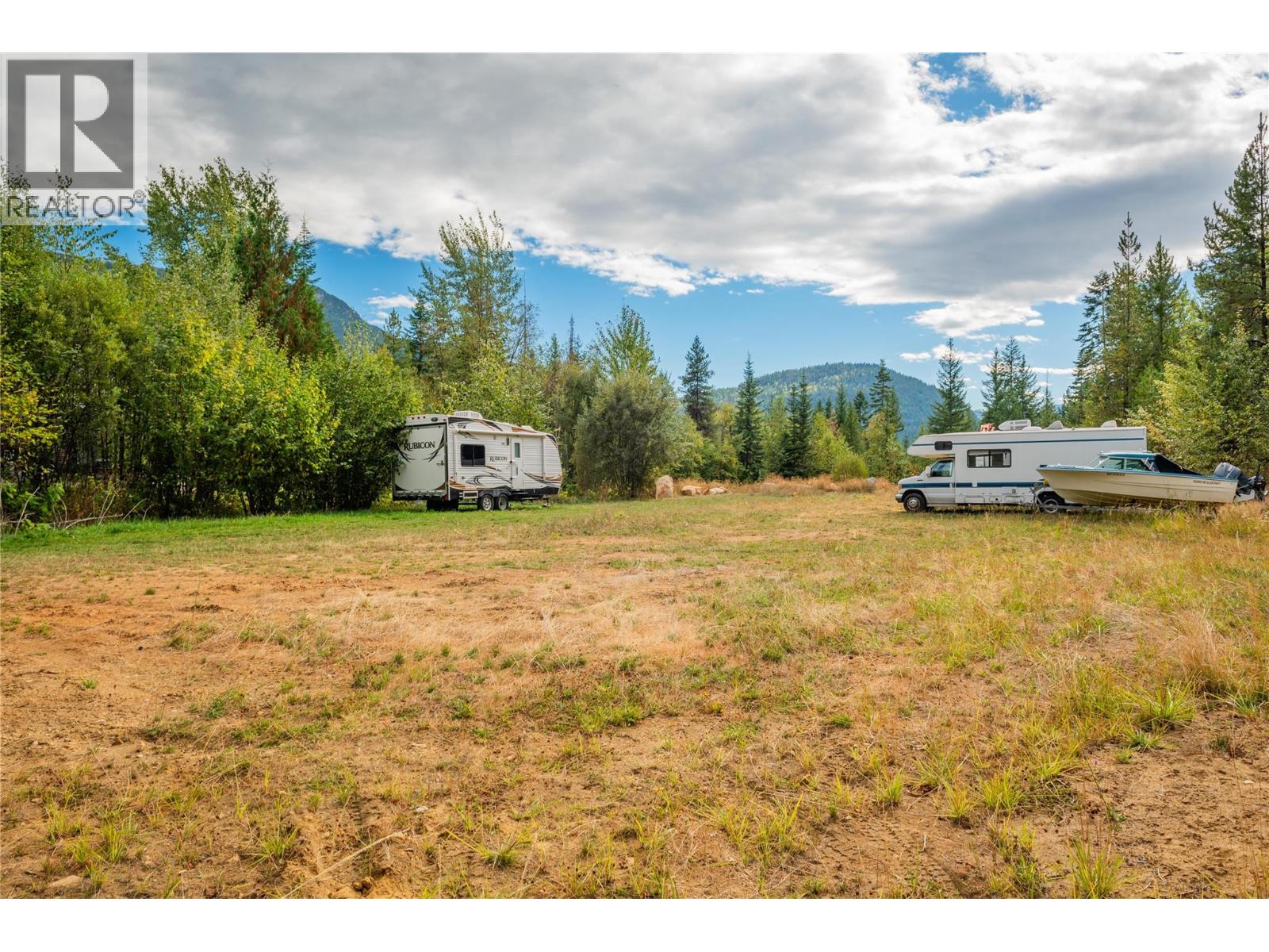 2396 NAULT Road, Castlegar