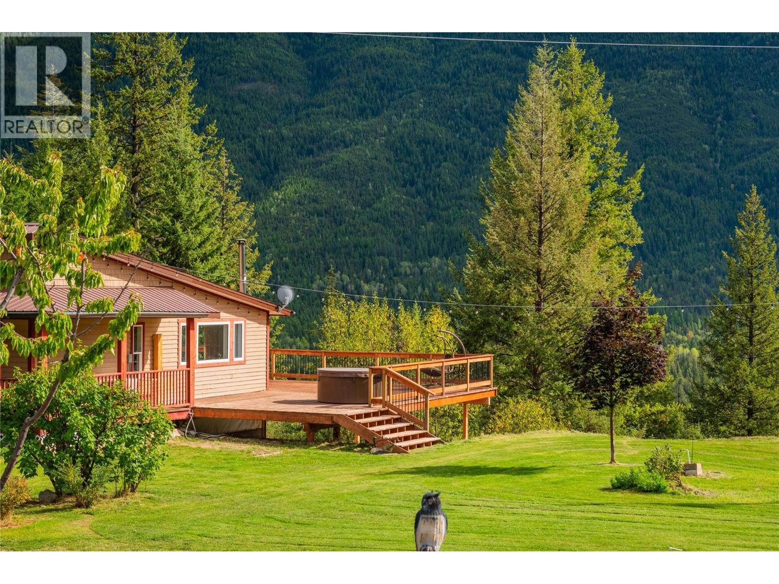 2396 NAULT Road, Castlegar