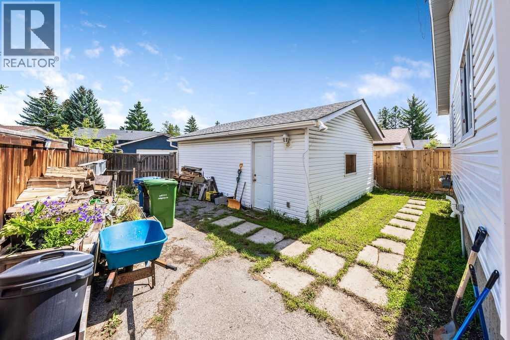 Single Family House Bungalow for Sale in  Maitland Hill NE Marlborough Park Calgary 