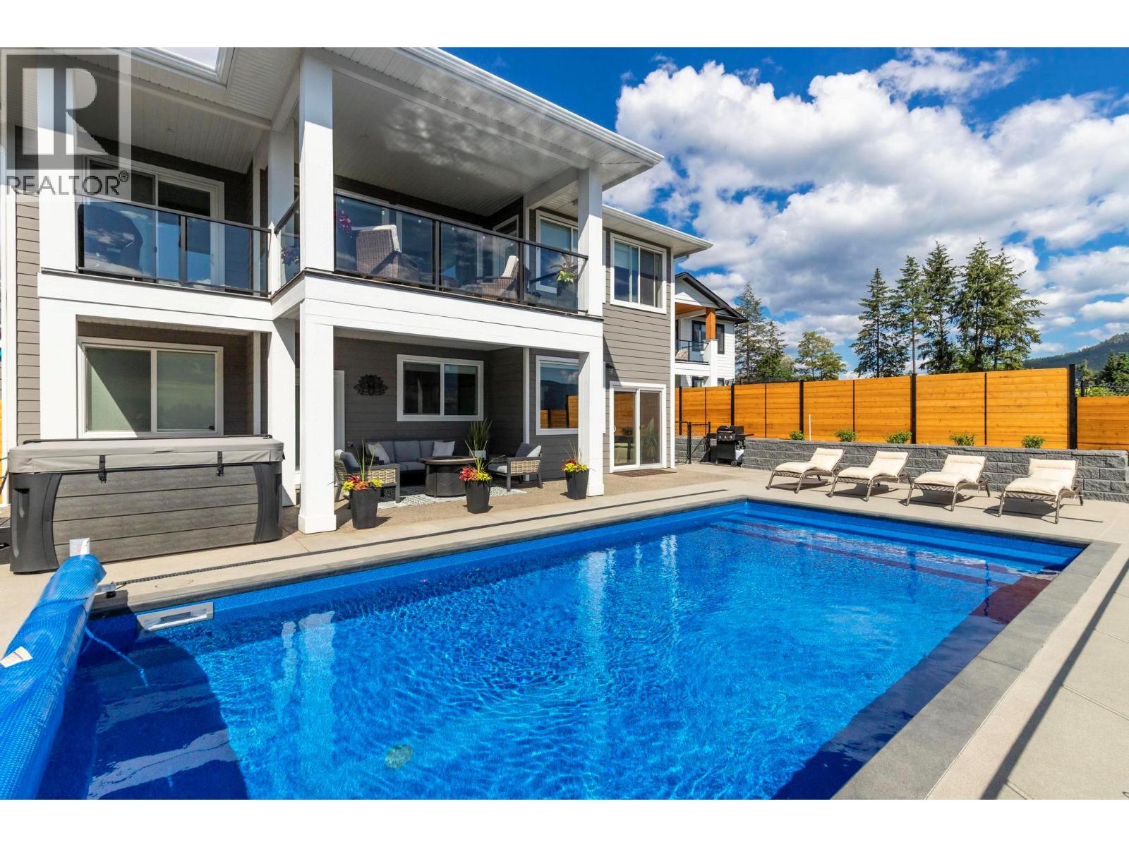  11582 Middleton Road South, Lake Country