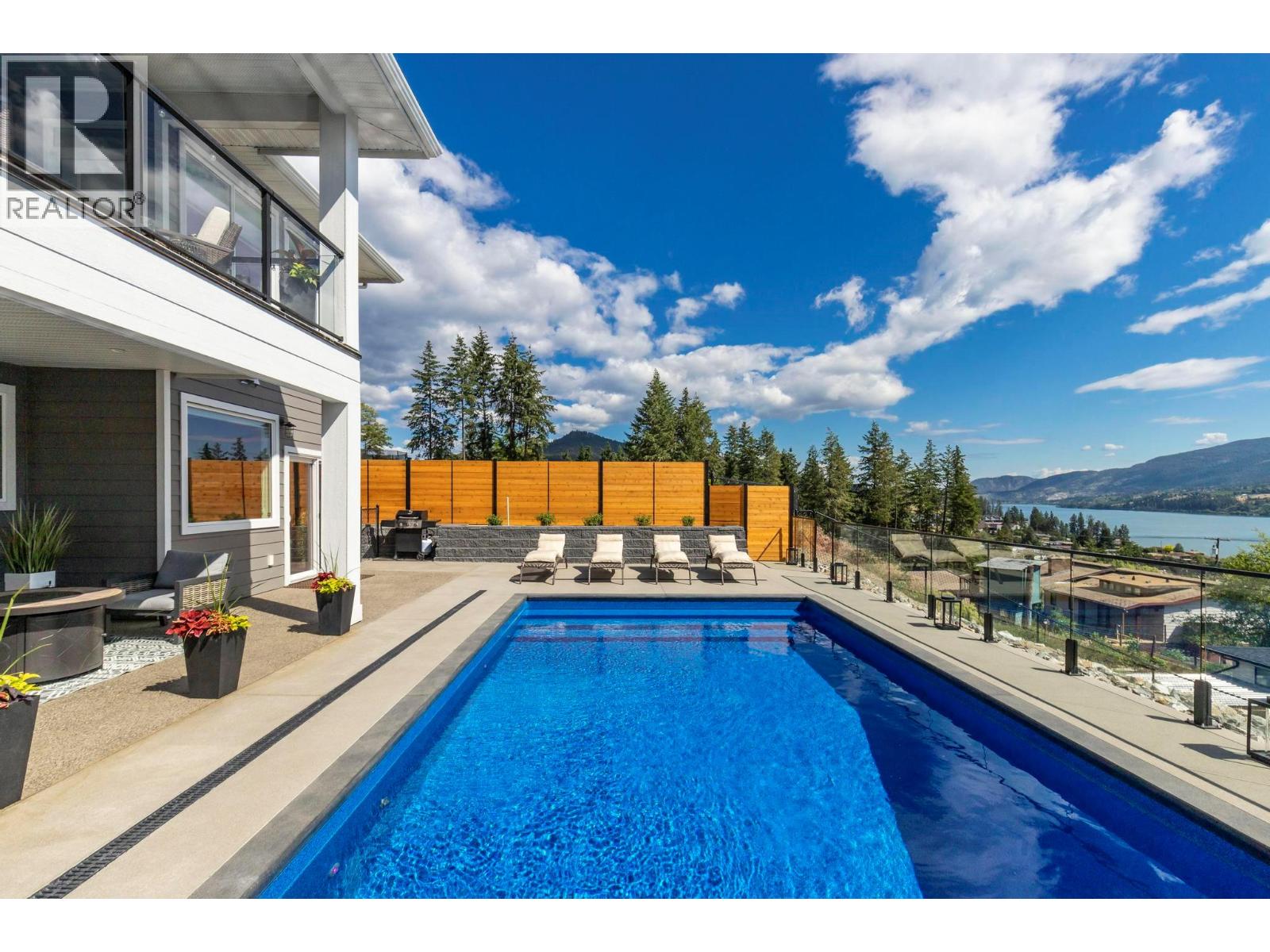  11582 Middleton Road South, Lake Country