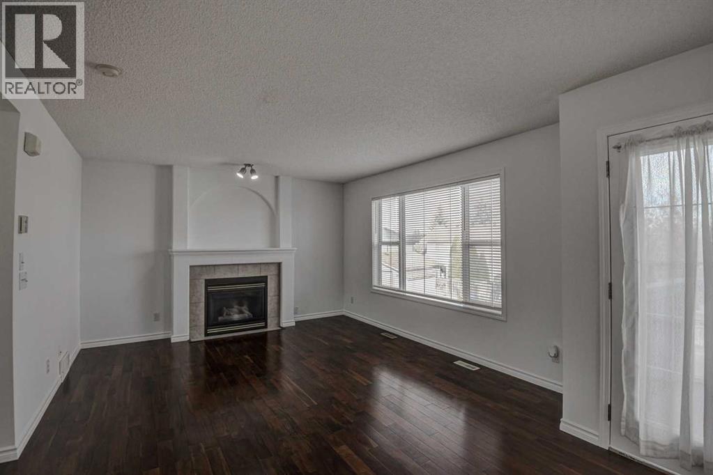 Single Family House for Sale in  Somerside Close SW Somerset Calgary 