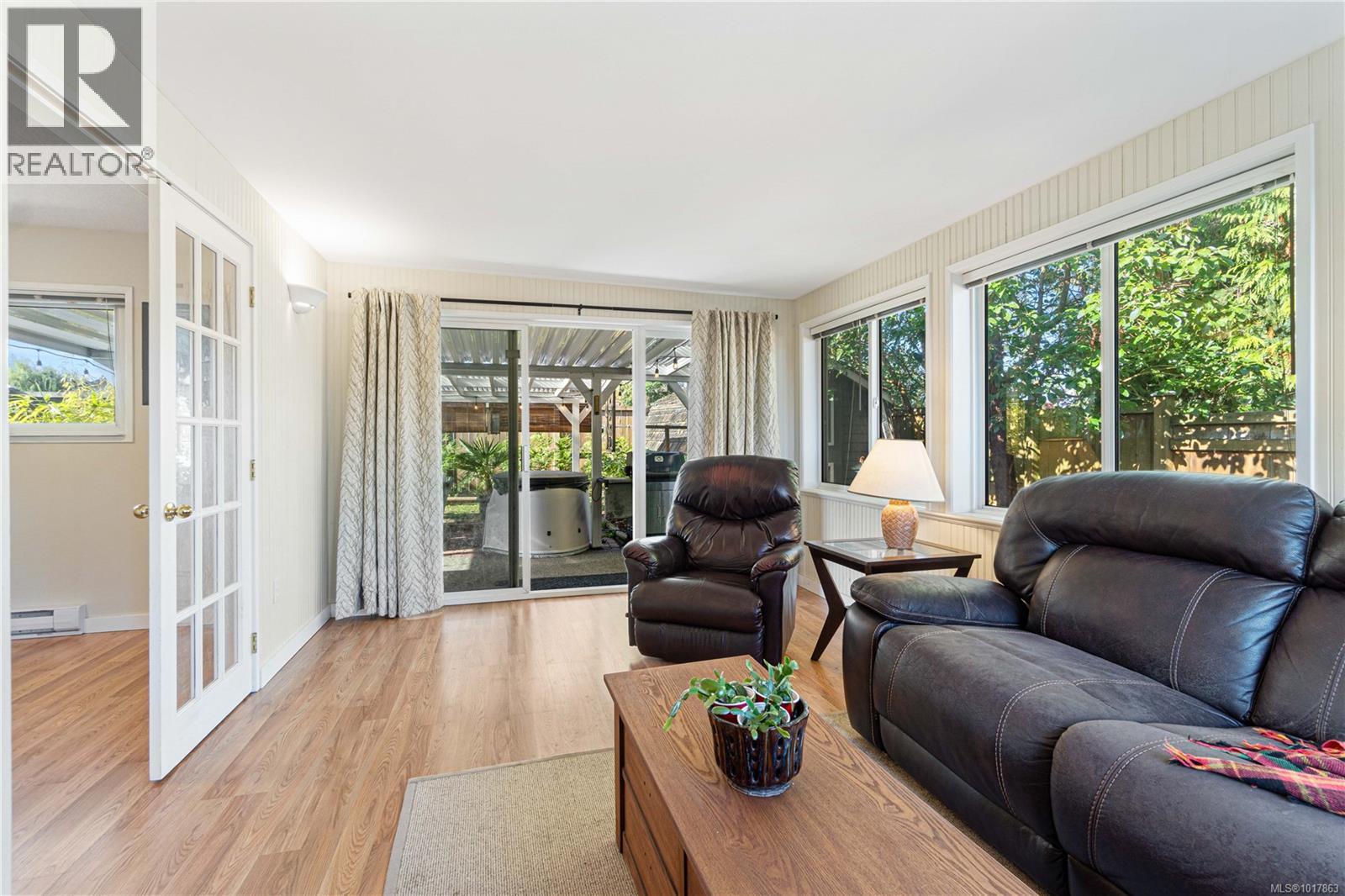 691 Brice Ave, Parksville