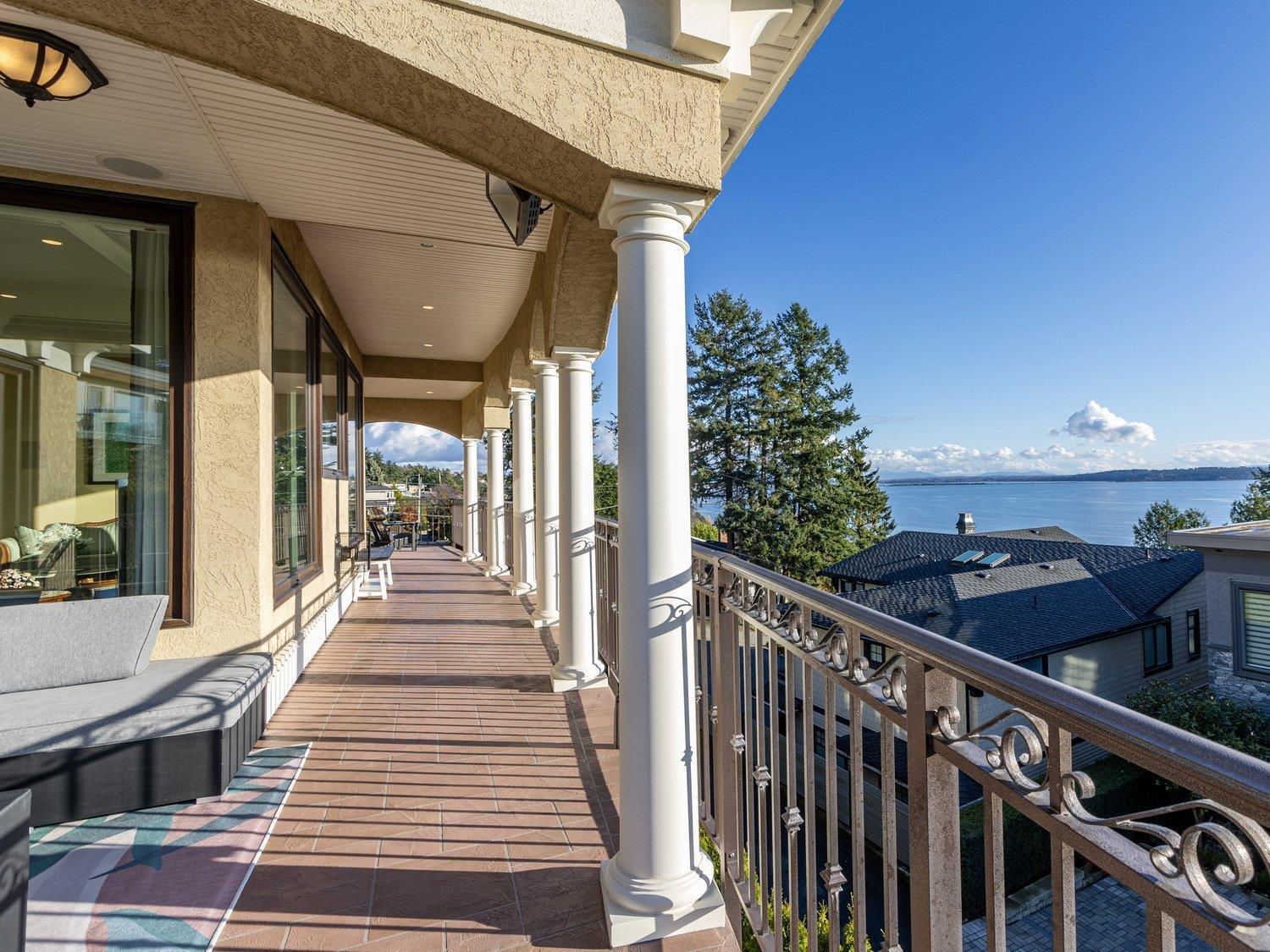 1375 KERFOOT ROAD, White Rock