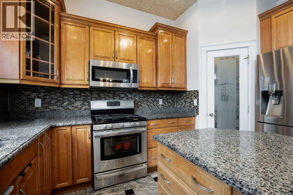 164 Wild Rose Street, Fort McMurray