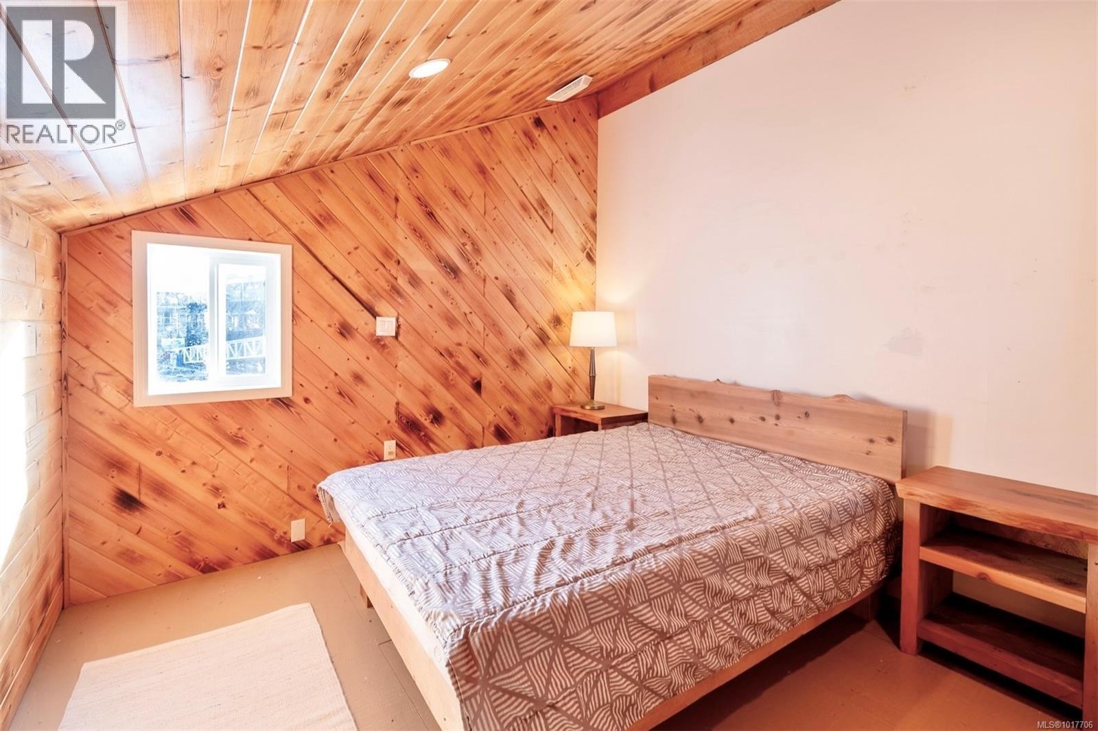 630 Campbell St, Tofino