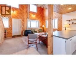 630 Campbell St, Tofino, BC V0R2Z0 Photo 10