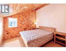 630 Campbell St, Tofino, BC V0R2Z0 Photo 12