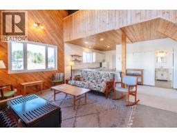 630 Campbell St, Tofino, BC V0R2Z0 Photo 6
