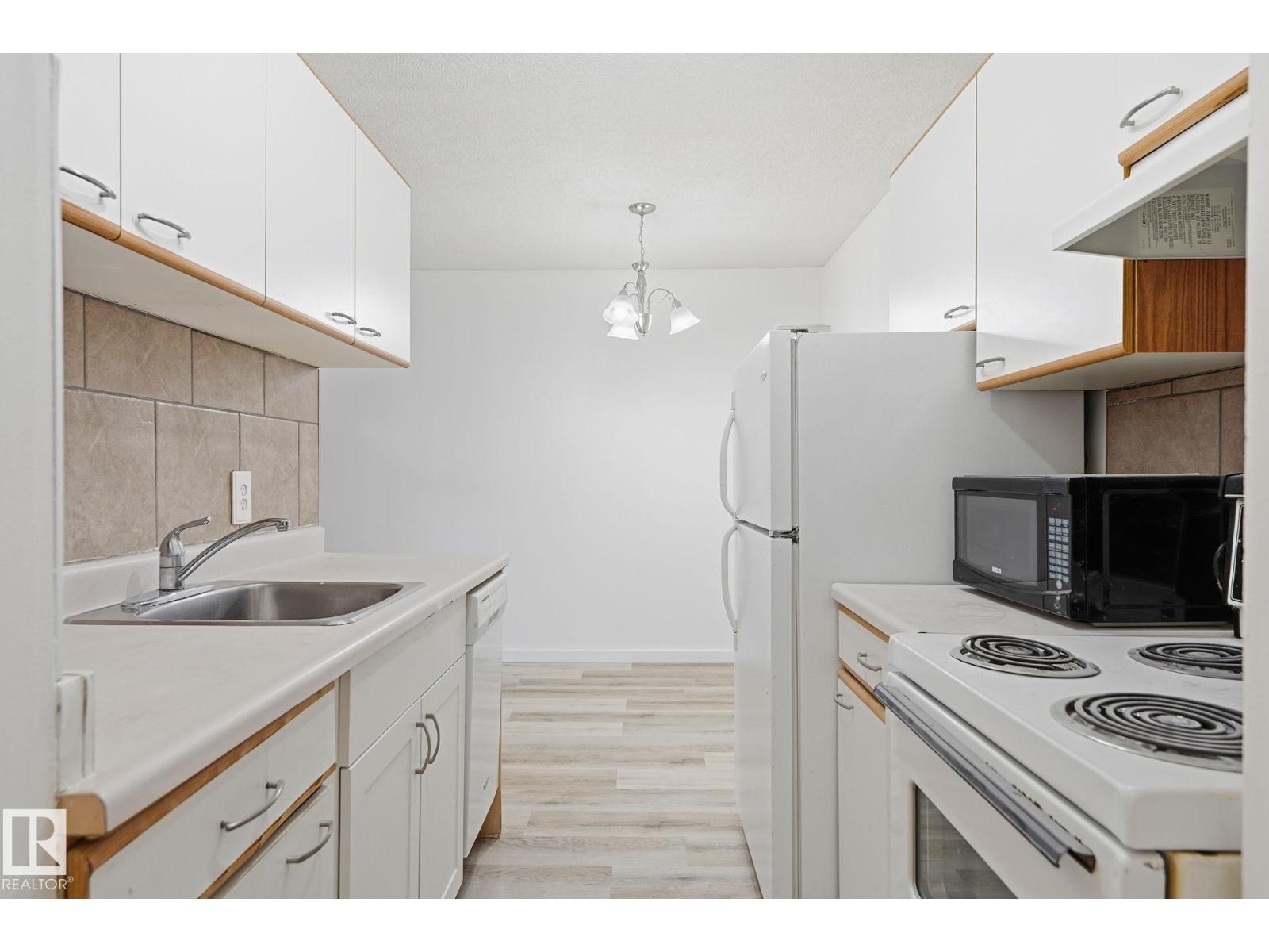 #205 9028 JASPER AV NW, Edmonton