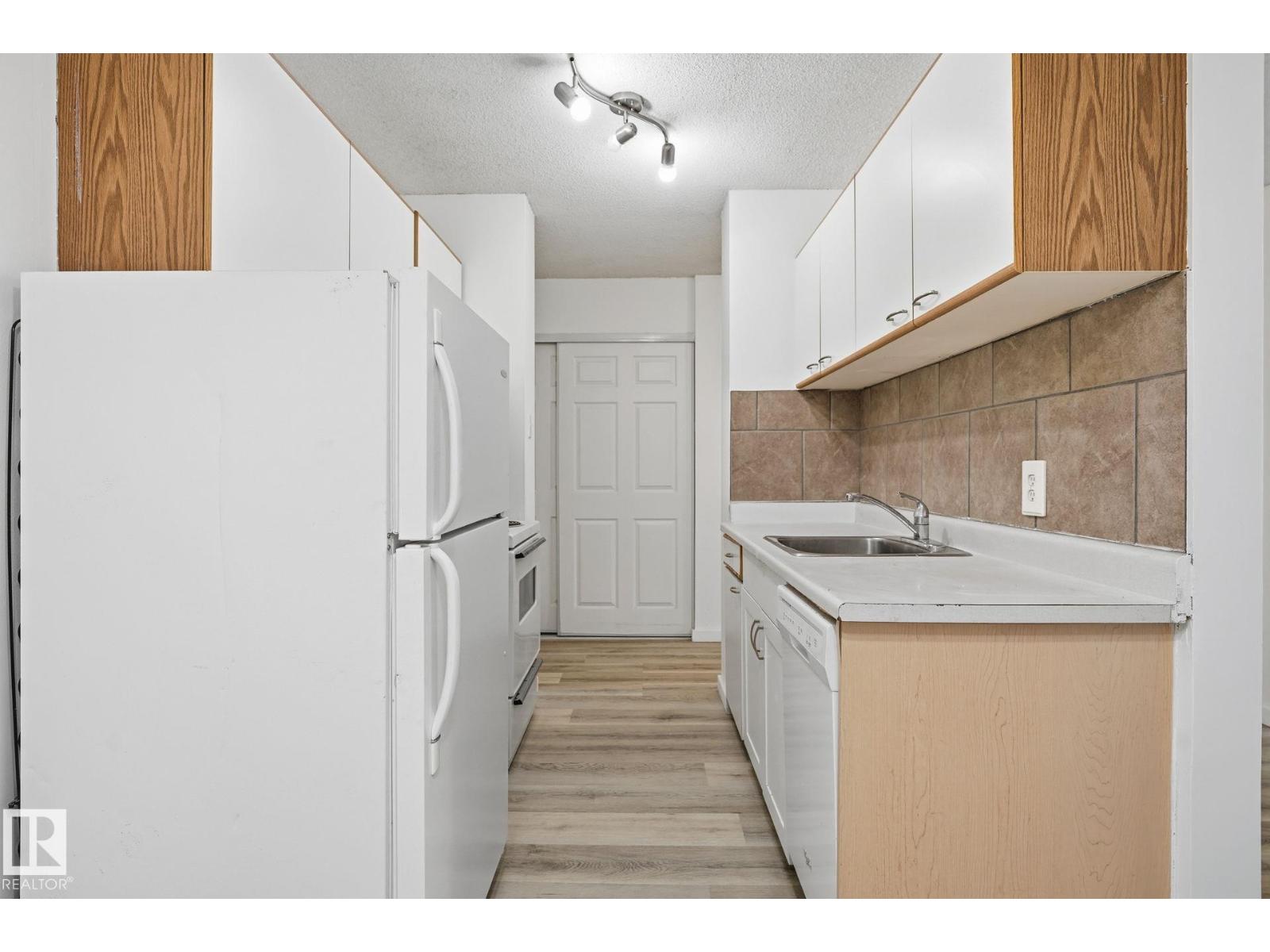 #205 9028 JASPER AV NW, Edmonton