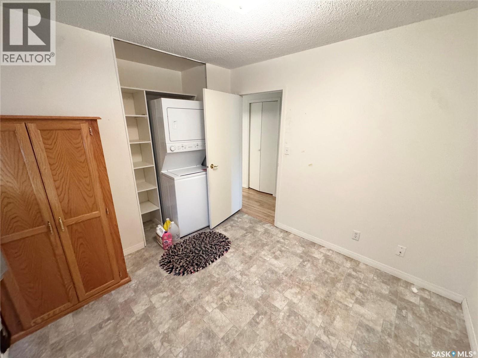 702 Portage AVENUE - 20