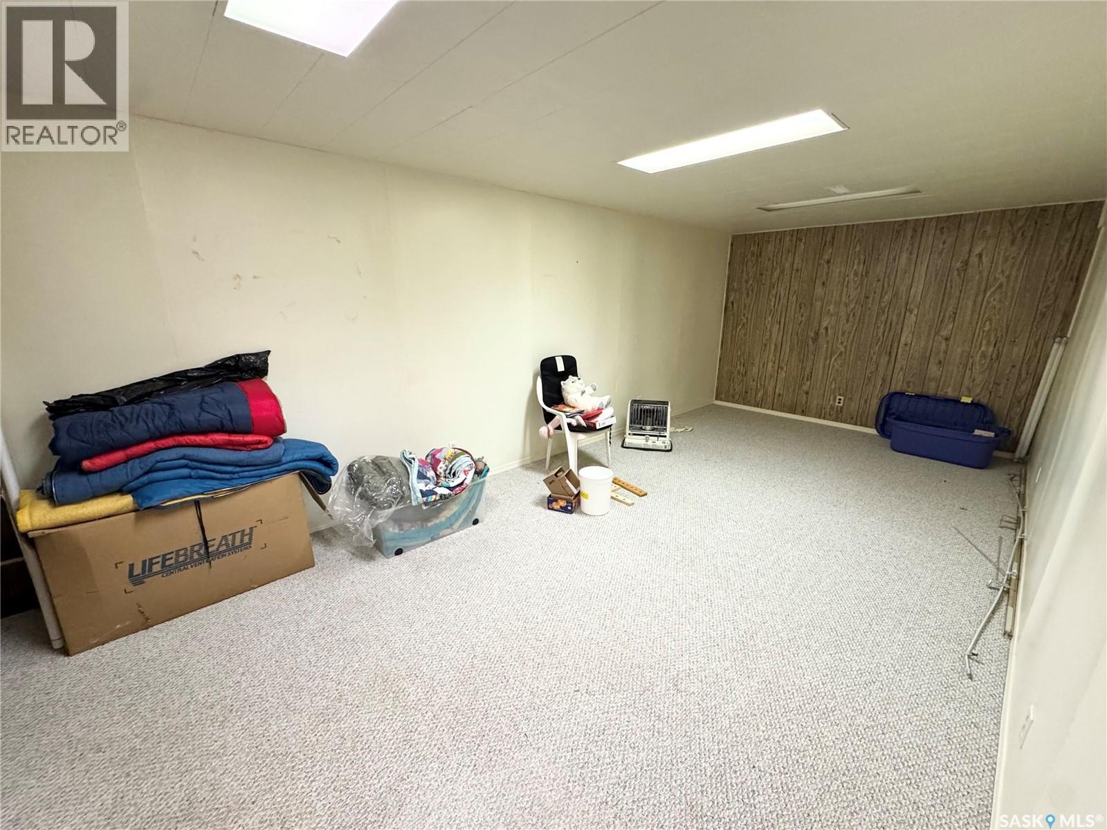 702 Portage AVENUE — photo 22