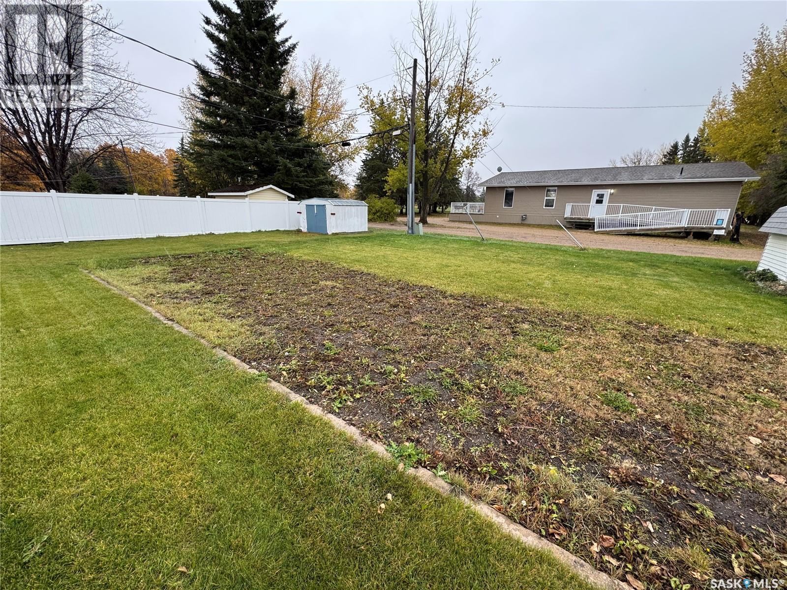 702 Portage AVENUE - 5