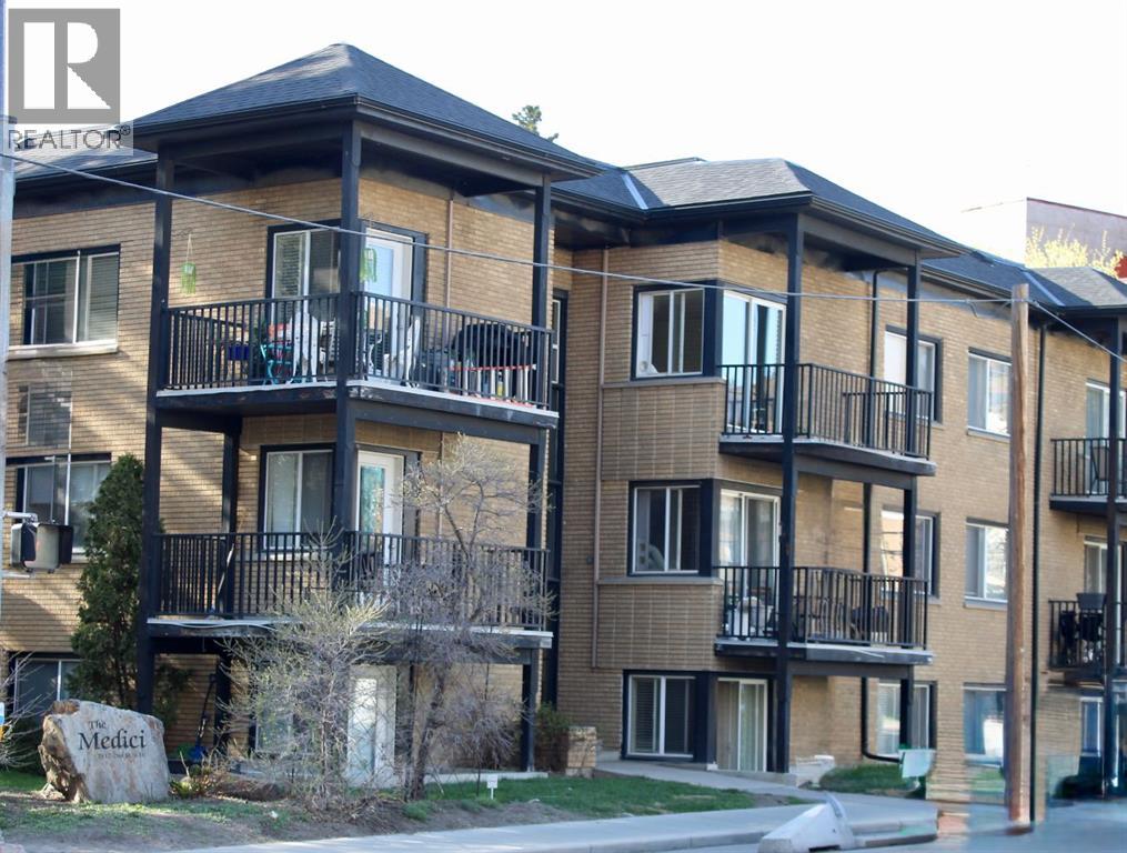 Single Family House for Sale in    Street SW Mission Calgary 