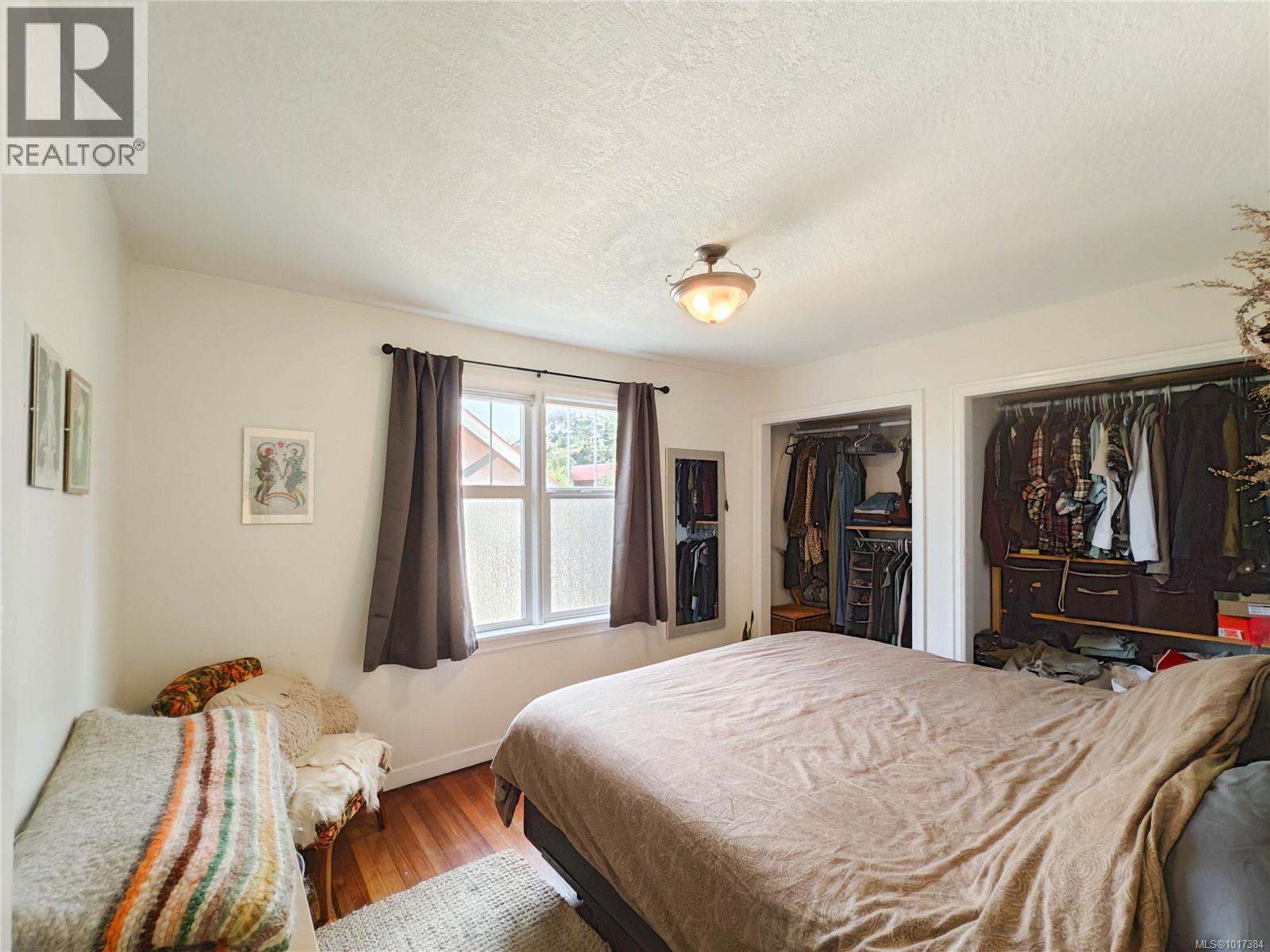  2819 Richmond Road, Saanich