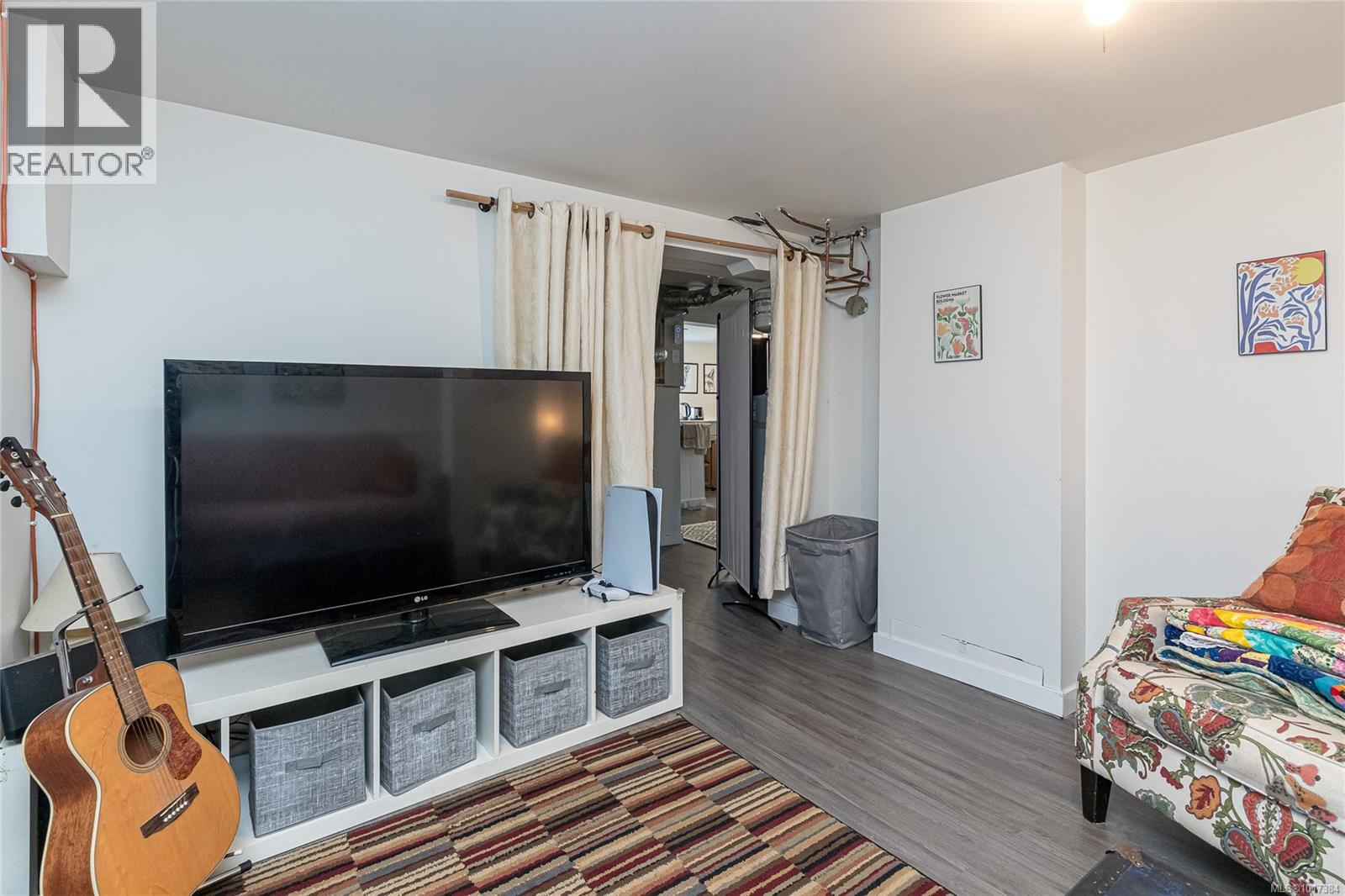  2819 Richmond Road, Saanich