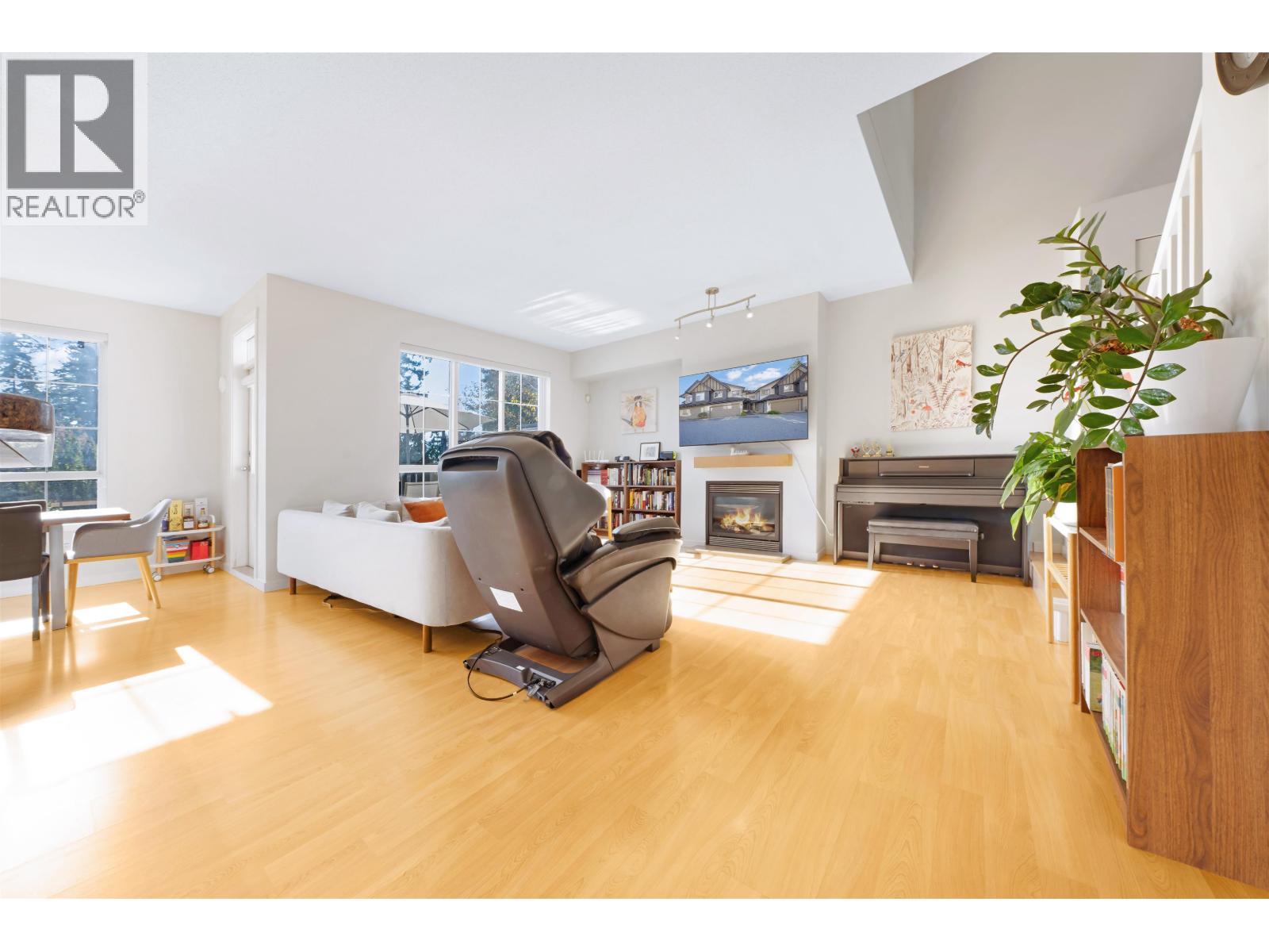 125 2200 PANORAMA DRIVE, Port Moody