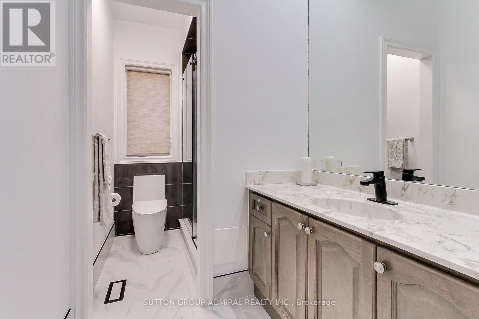 Single Family House for Sale in  AEGIS DRIVE Vaughan (Patterson) 
