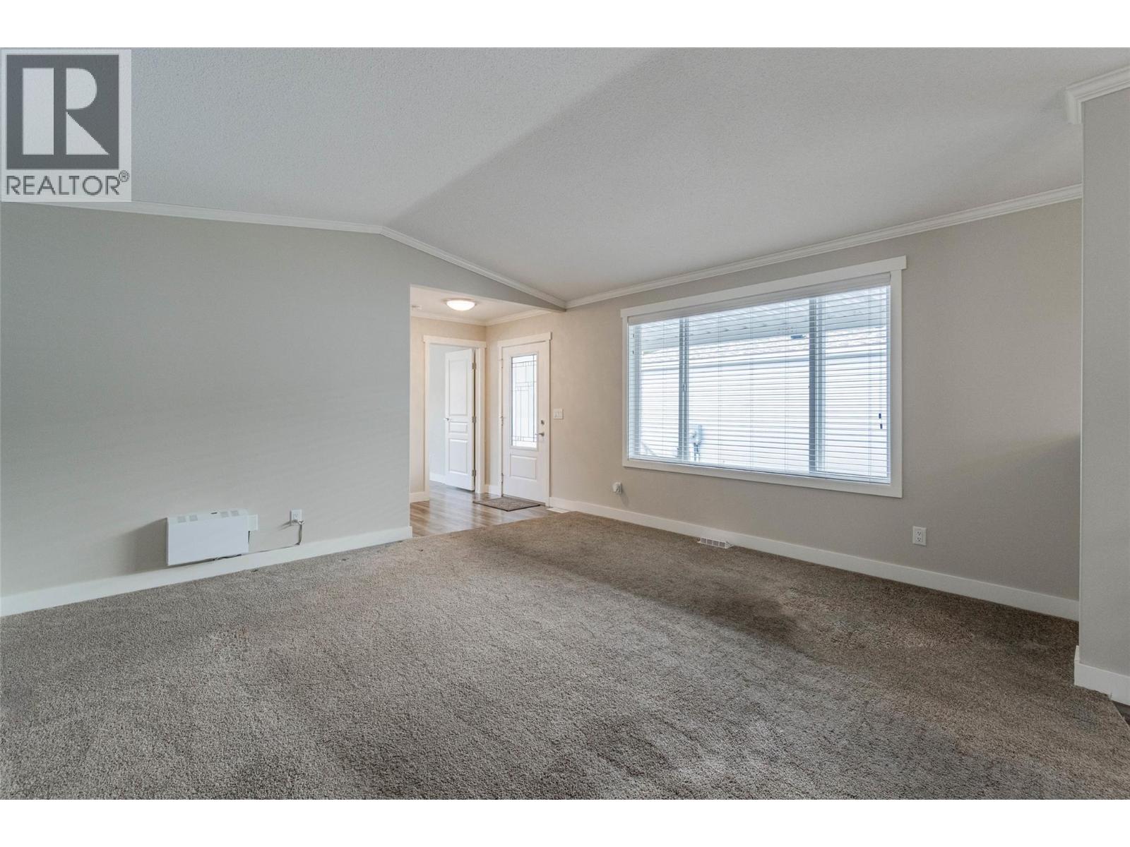 90 8598 HWY 97 Other, Oliver