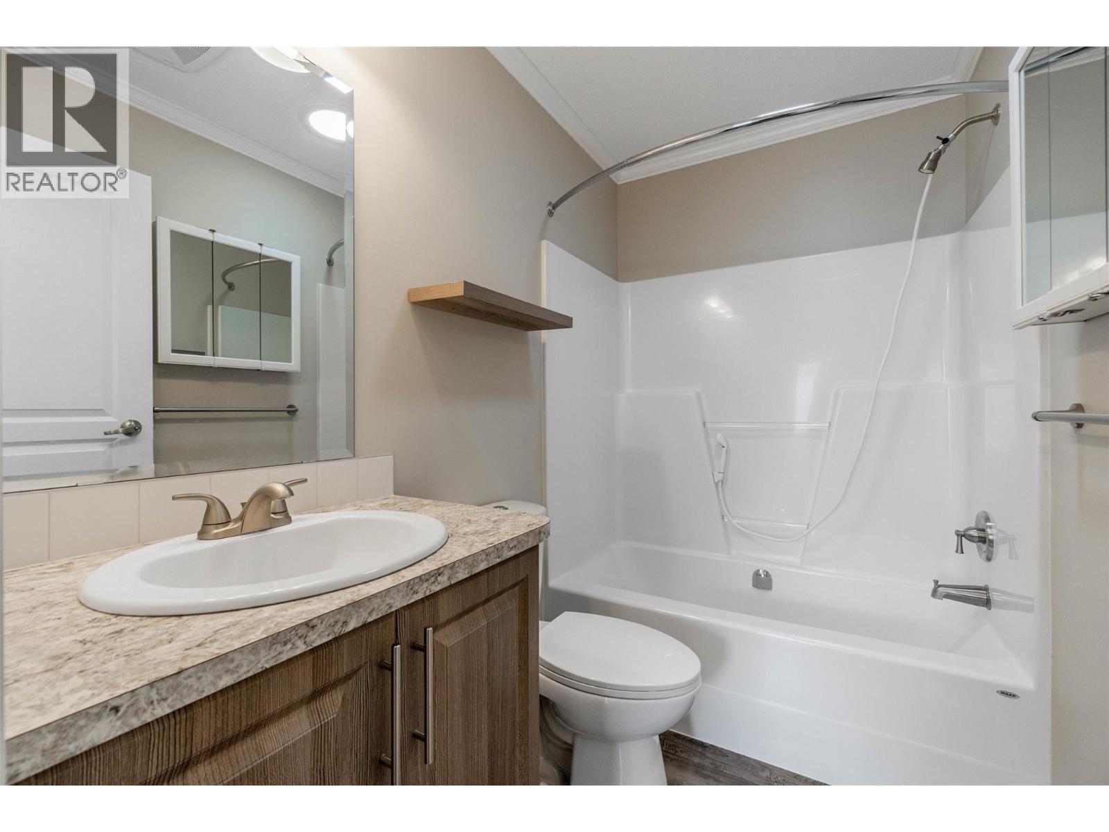 90 8598 HWY 97 Other, Oliver