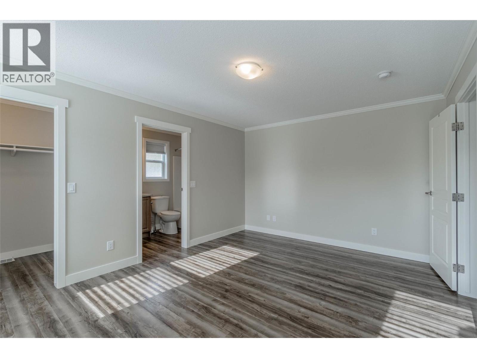90 8598 HWY 97 Other, Oliver