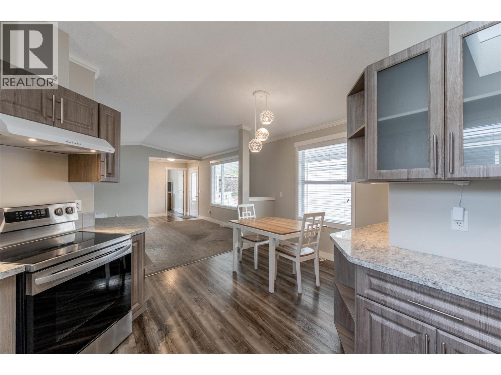 90 8598 HWY 97 Other, Oliver
