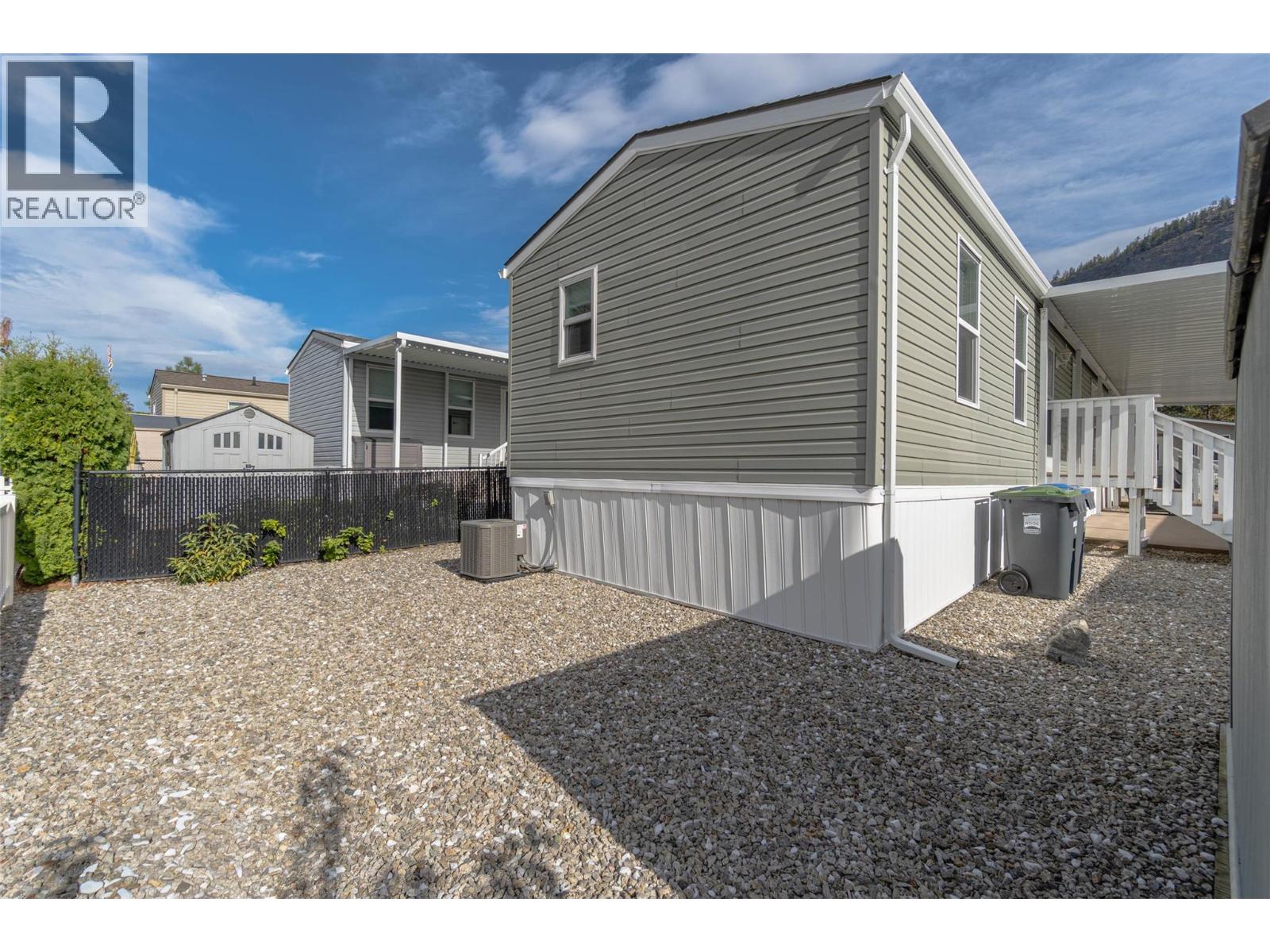 90 8598 HWY 97 Other, Oliver