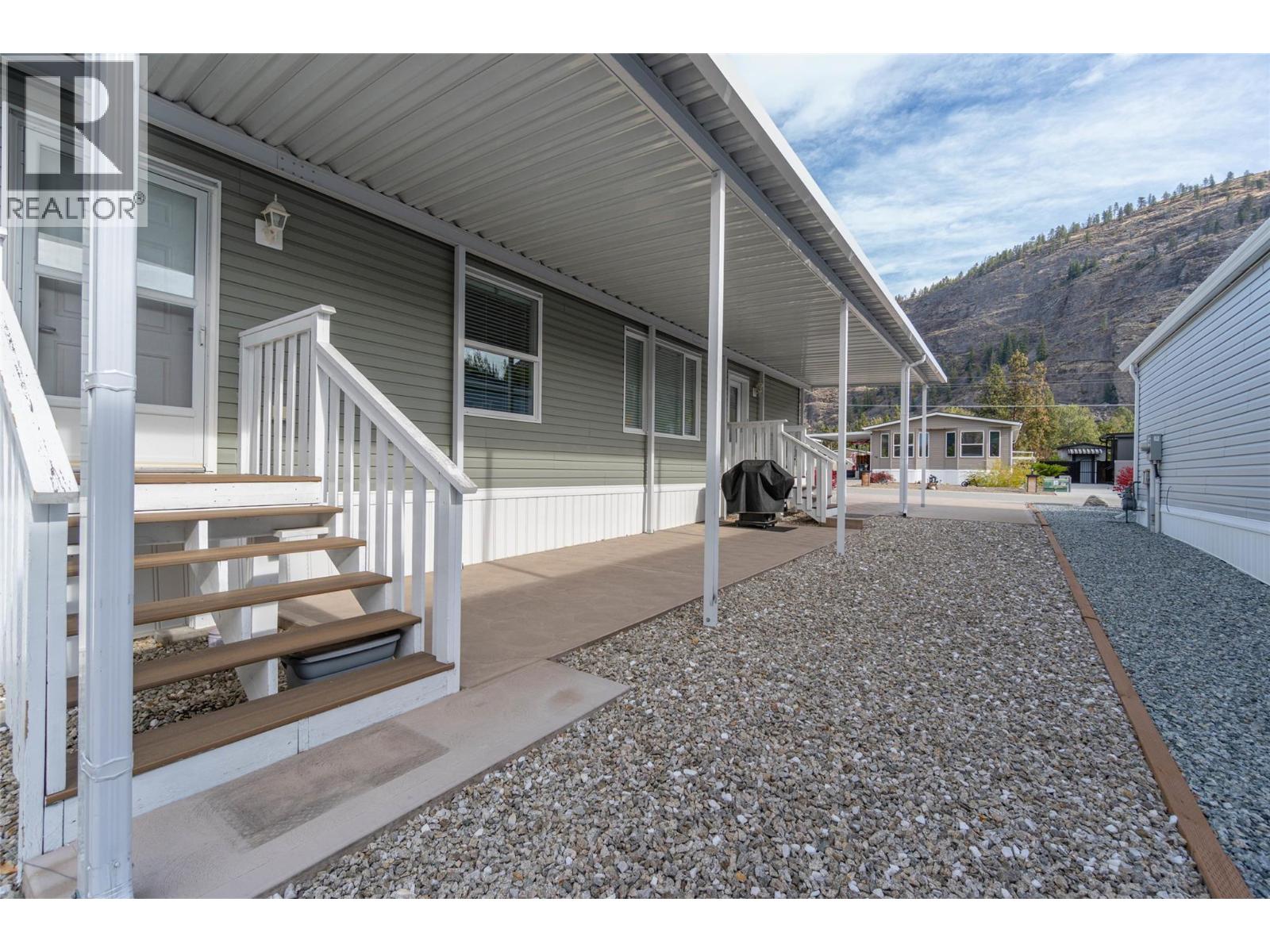 90 8598 HWY 97 Other, Oliver