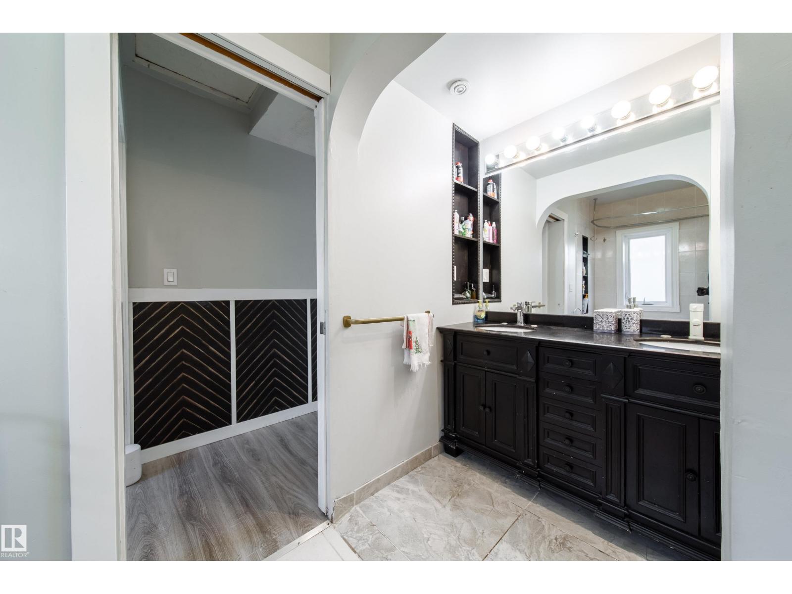 11536 83 ST NW, Edmonton