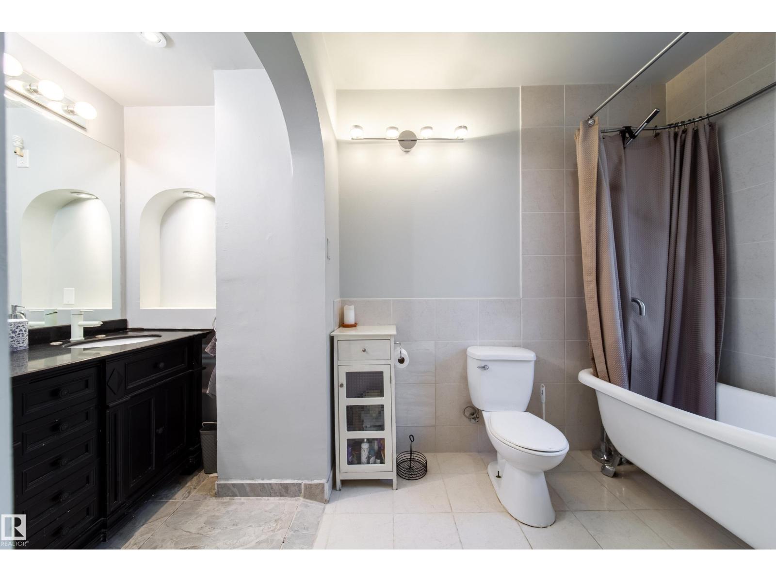 11536 83 ST NW, Edmonton