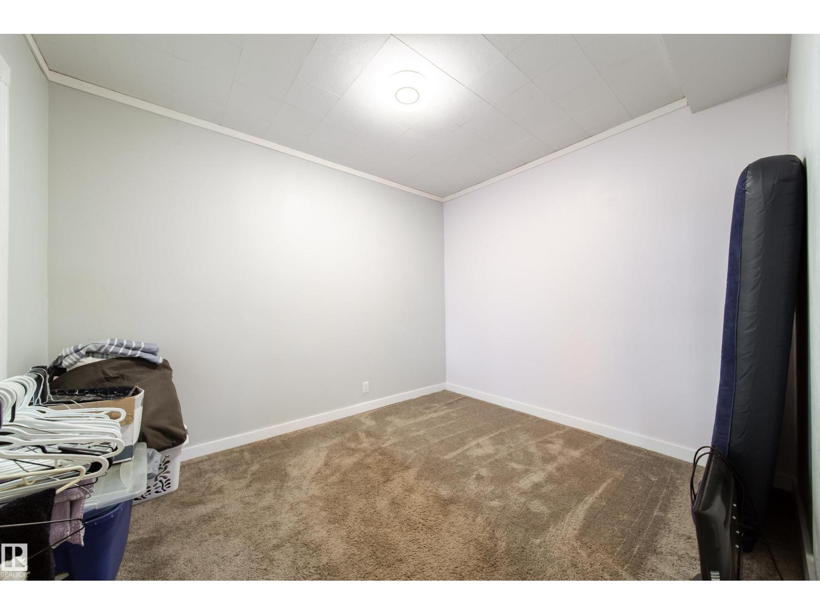 11536 83 ST NW, Edmonton