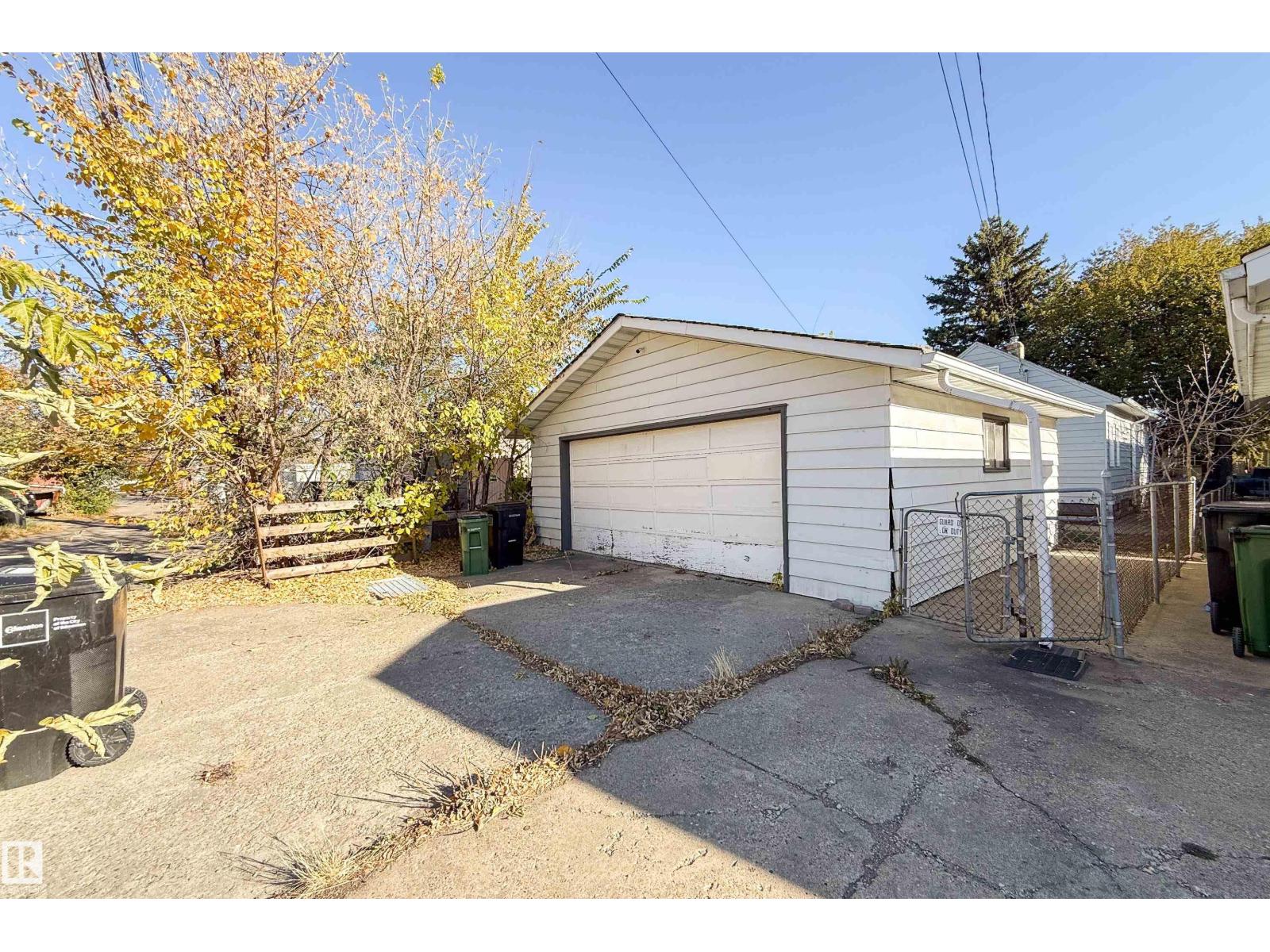 11536 83 ST NW, Edmonton