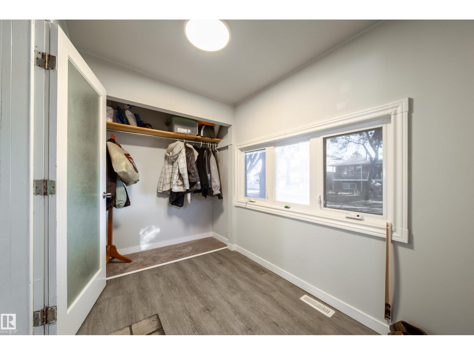 11536 83 ST NW, Edmonton