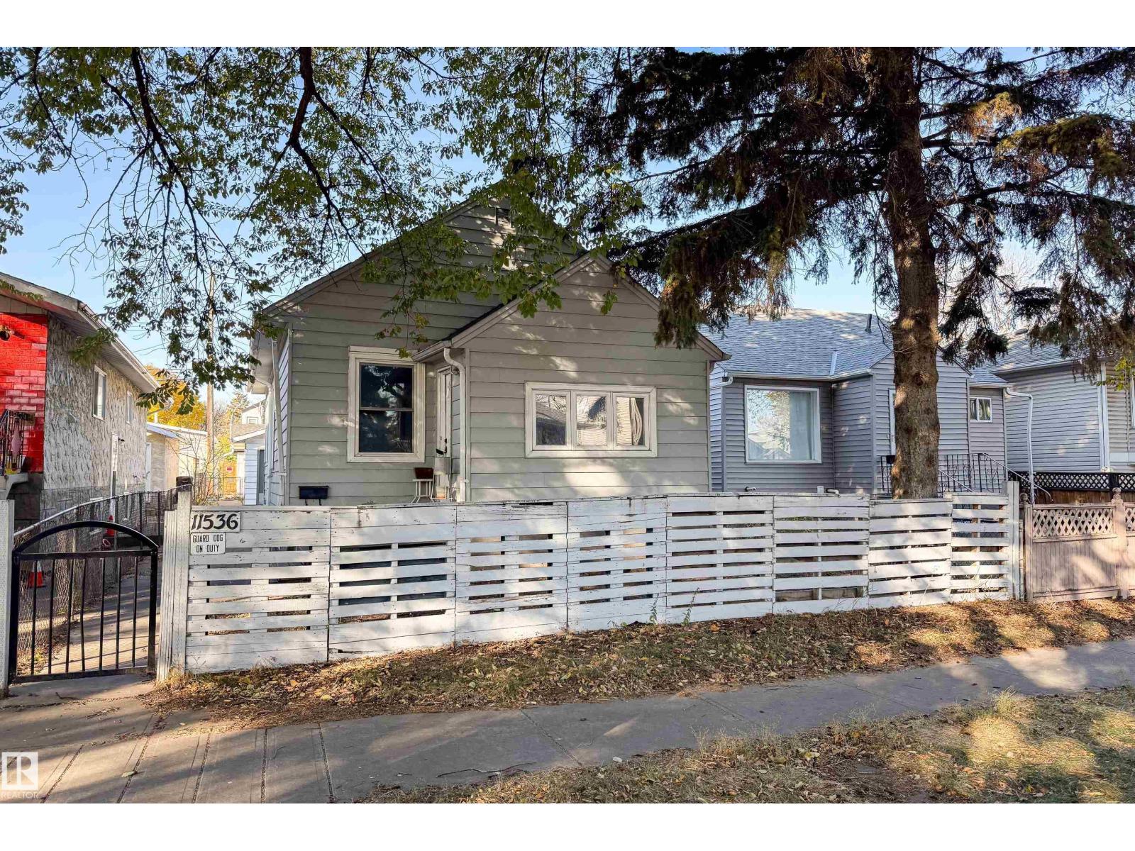11536 83 ST NW, Edmonton
