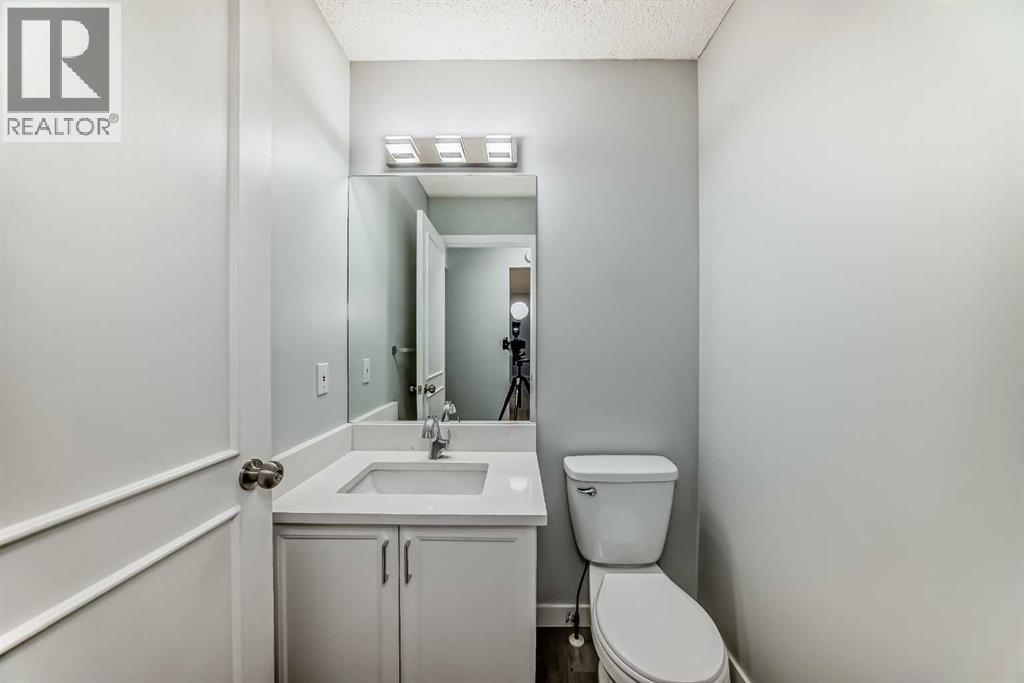 Single Family House for Sale in  Hidden Valley Drive NW Hidden Valley Calgary 