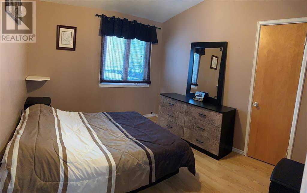 27 ANDERSON STREET - 14