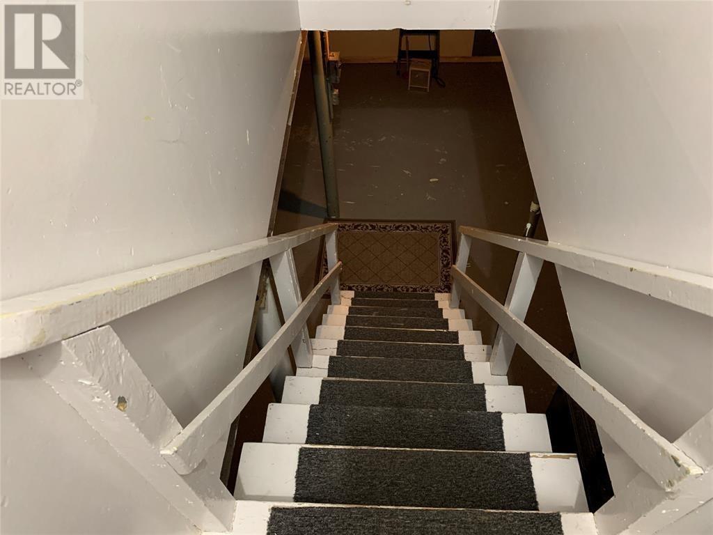 27 ANDERSON STREET - 19