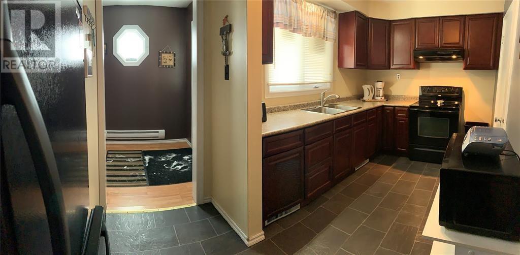 27 ANDERSON STREET - 6