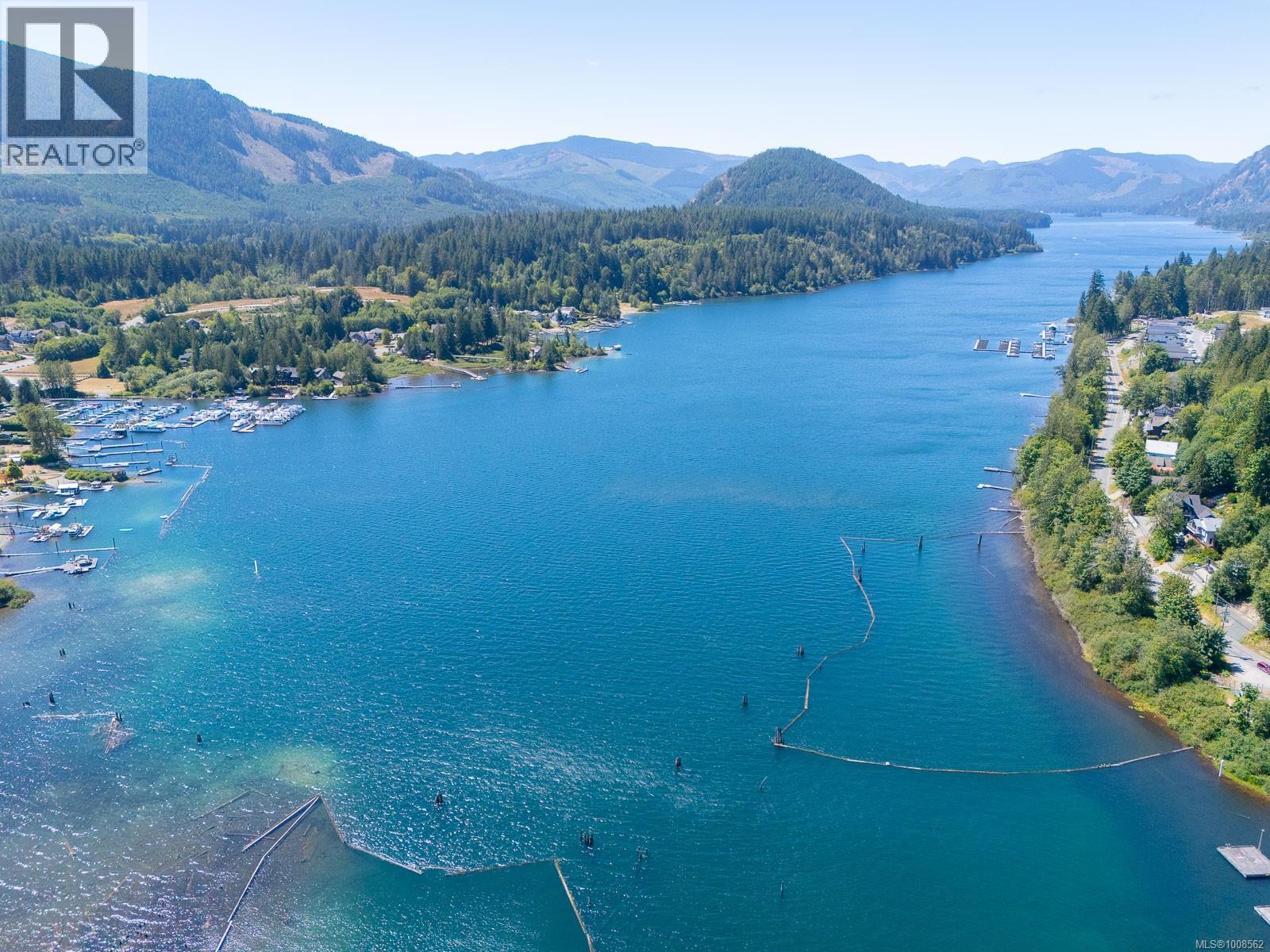 300&304 DEER Rd, Lake Cowichan