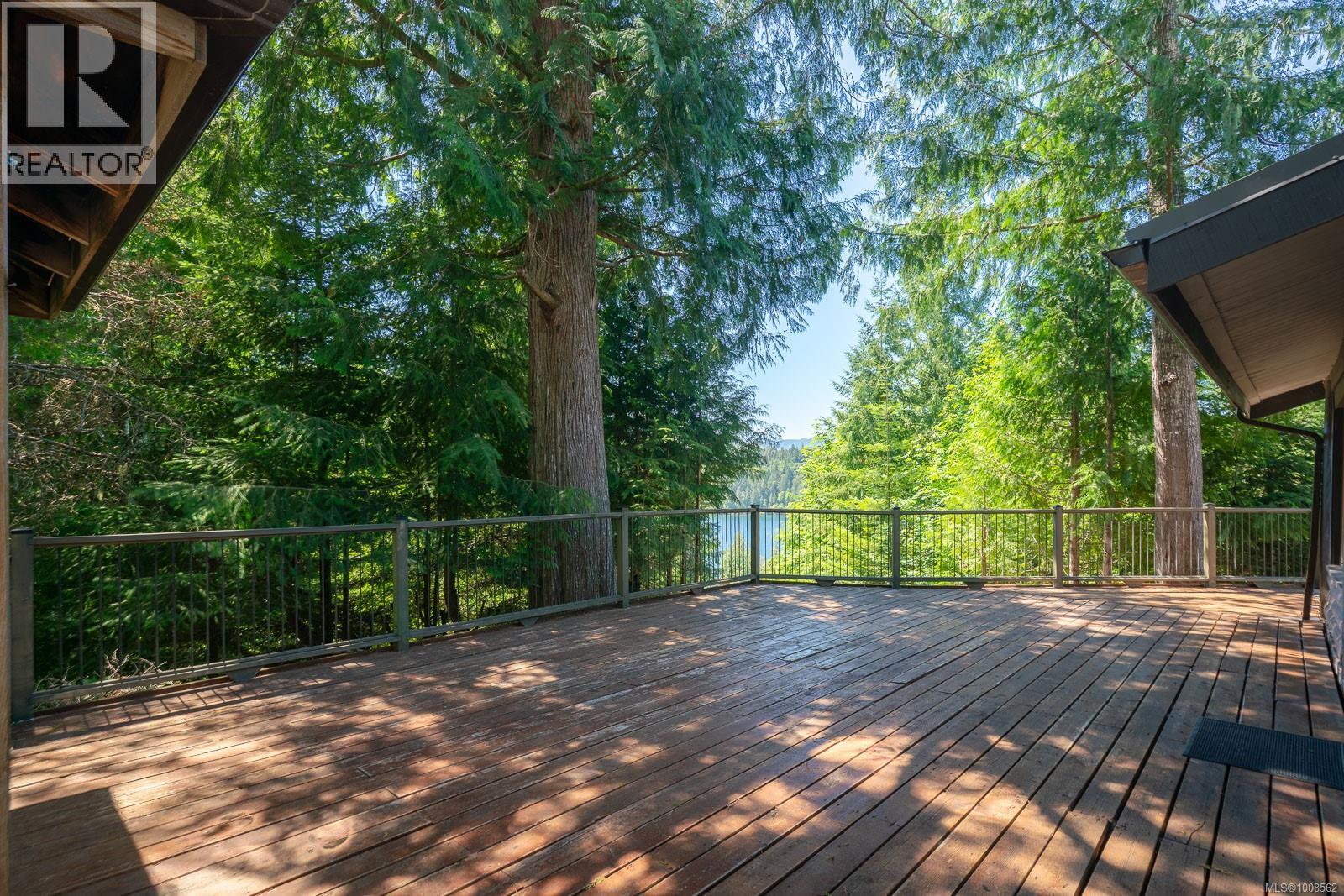 300&304 DEER Rd, Lake Cowichan