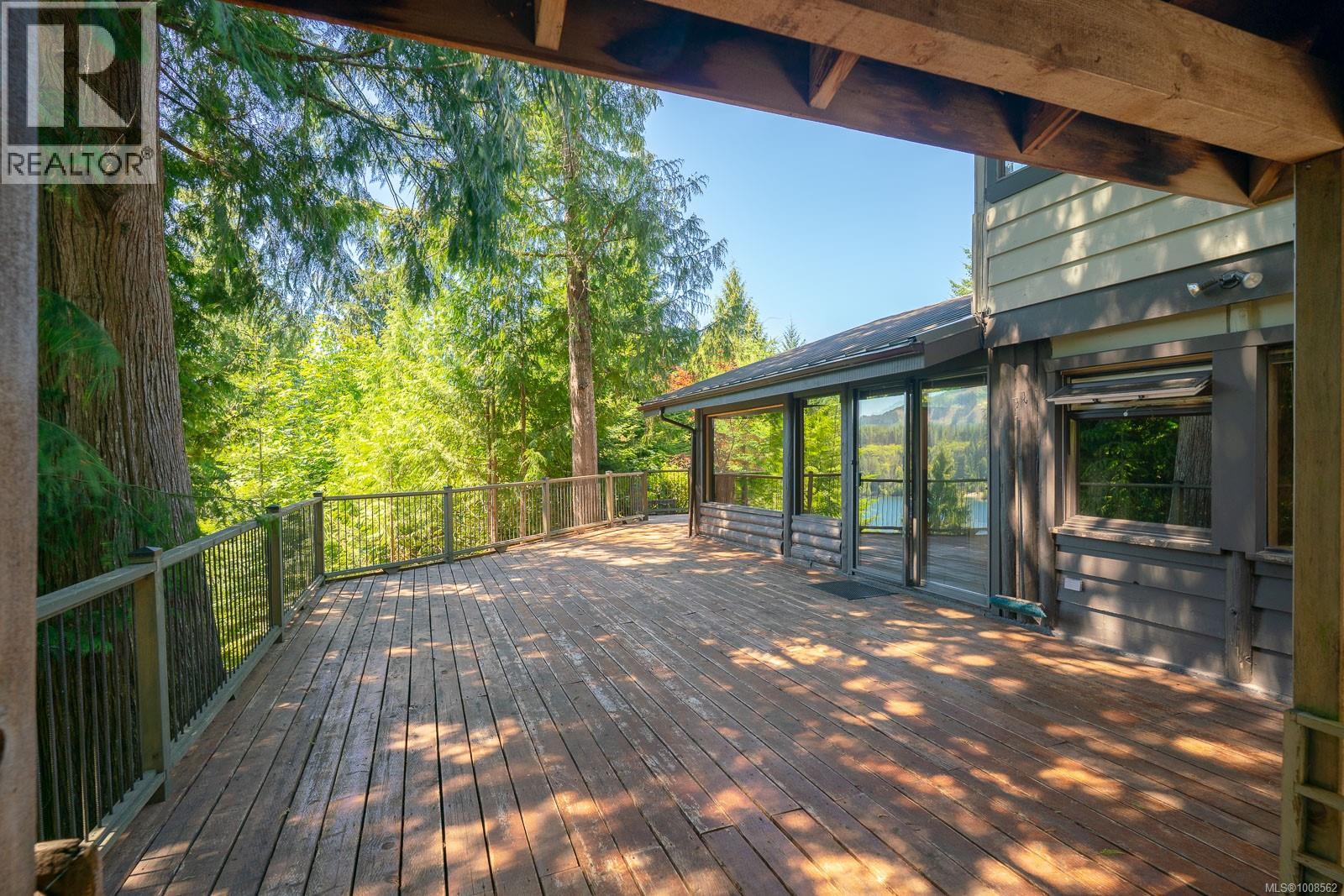300&304 DEER Rd, Lake Cowichan