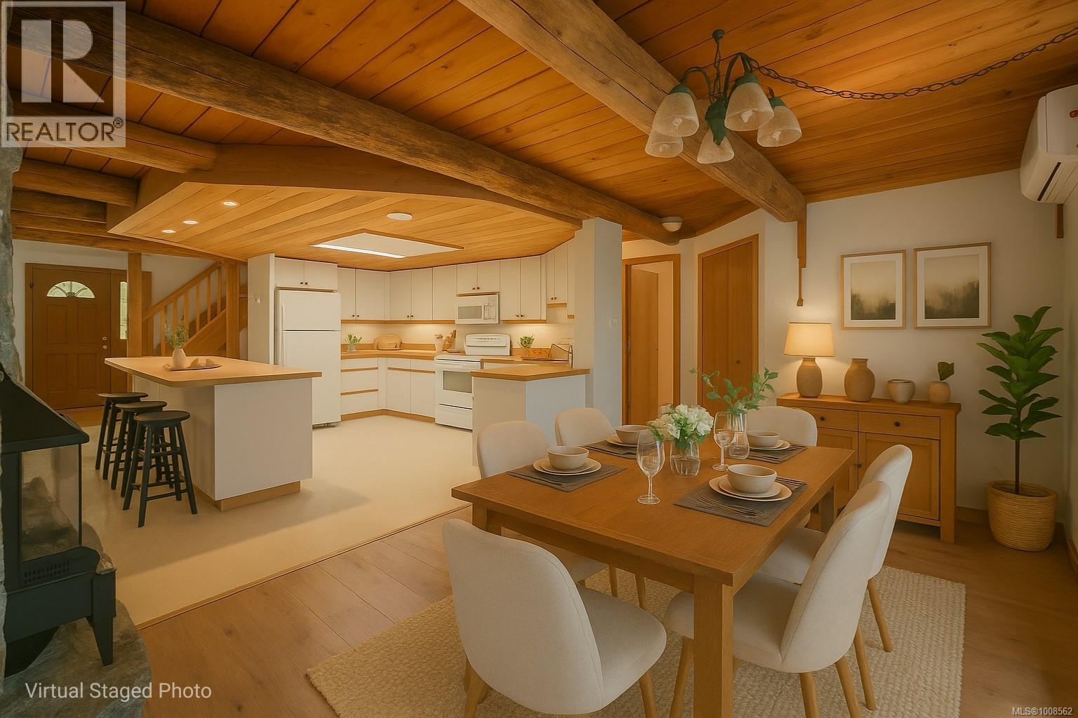 300&304 DEER Rd, Lake Cowichan