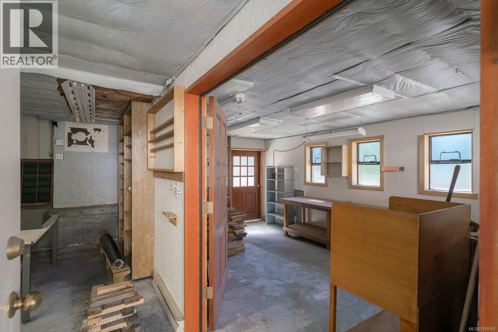 300&304 DEER Rd, Lake Cowichan