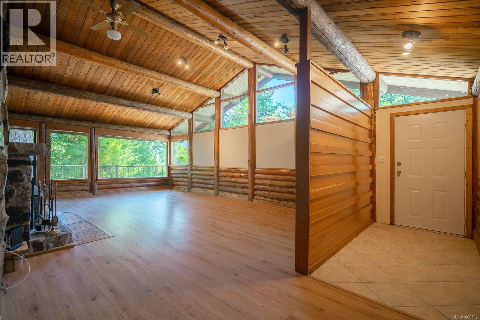 300&304 DEER Rd, Lake Cowichan